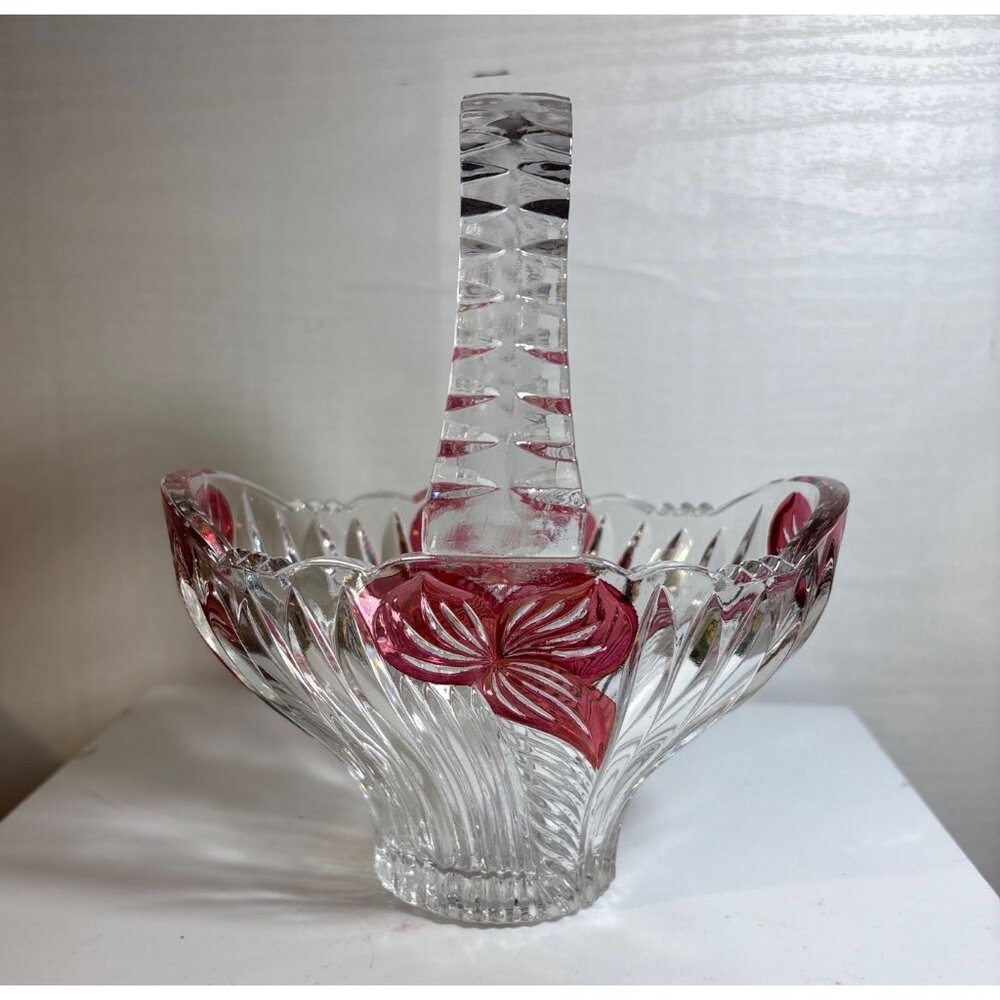 Anna Hütte Bleikristall Crystal Basket Cut facets and Cranberry Red Bow Accents